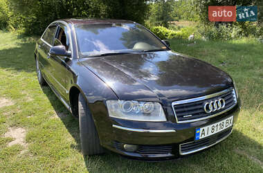 Audi A8  2004