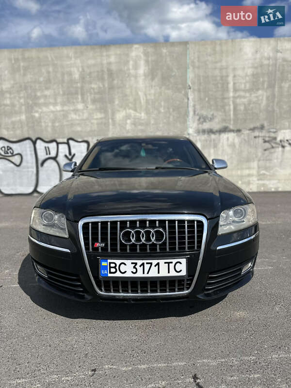 Audi A8 2007