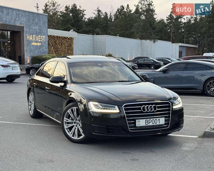Audi A8 2012