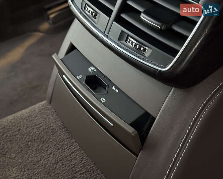 Седан Audi A8 2012 в Киеве