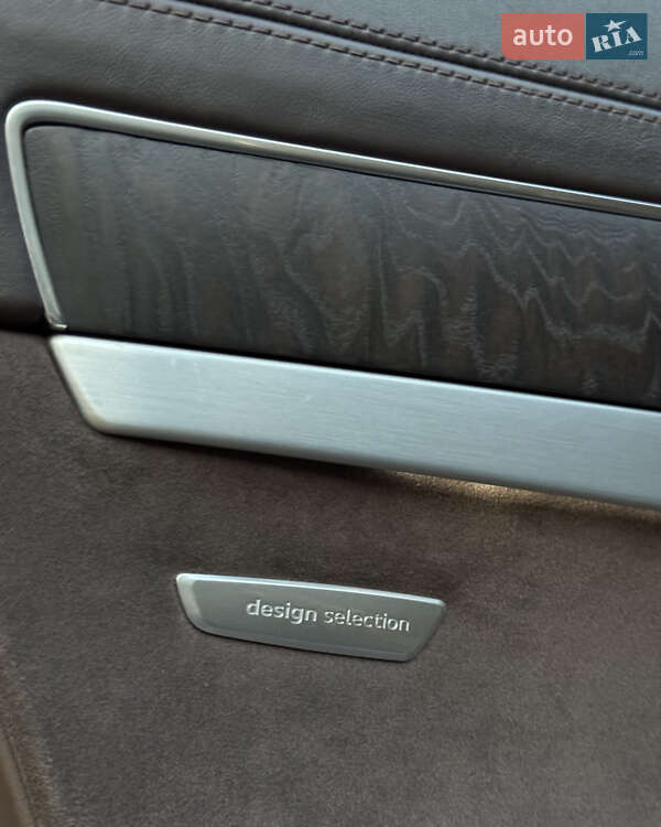 Седан Audi A8 2012 в Киеве