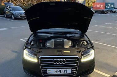 Седан Audi A8 2012 в Киеве