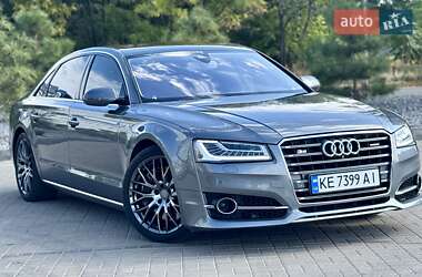 Audi A8  2015