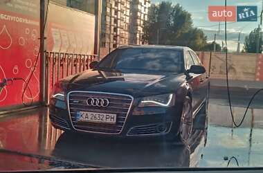 Audi A8  2012
