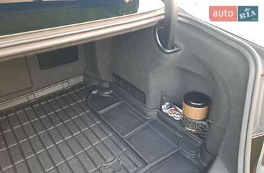 Седан Audi A8 2017 в Умані