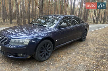 Audi A8  2004
