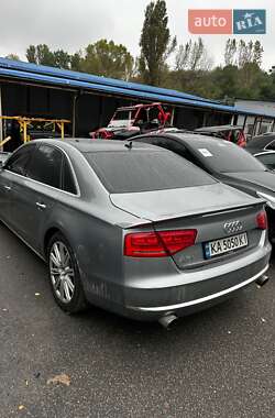 Audi A8  2012
