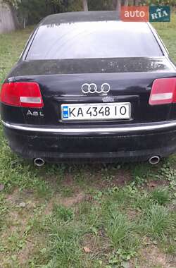 Audi A8  2004
