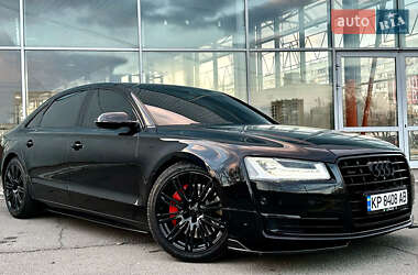 Audi A8  2013