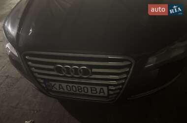 Audi A8  2011