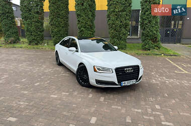 Audi A8  2016