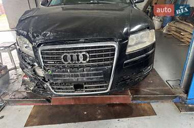 Audi A8  2004