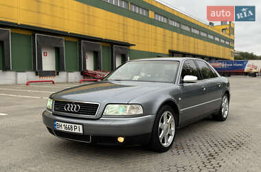 Audi A8  1994