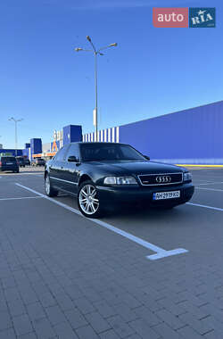 Audi A8  1995