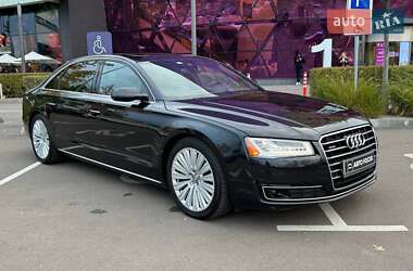 Audi A8  2015