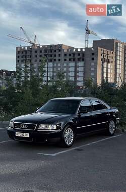 Audi A8  2001