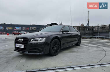 Audi A8  2013