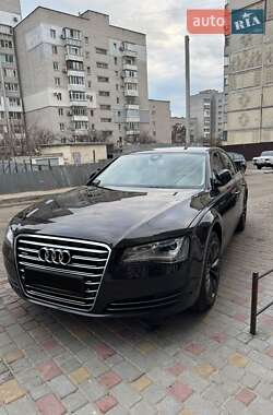Audi A8  2012