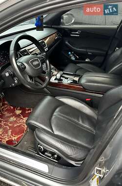 Седан Audi A8 2012 в Киеве
