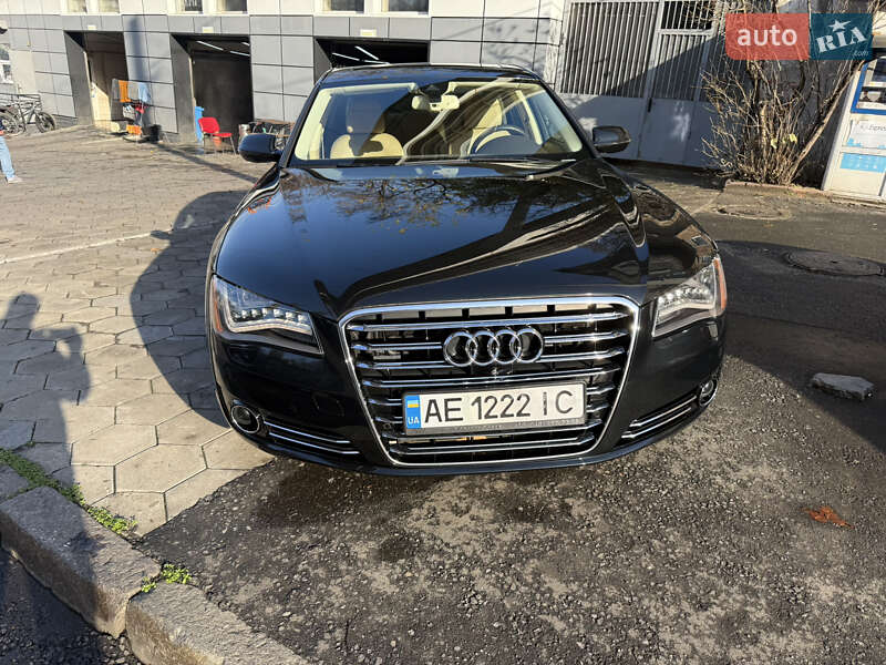 Audi A8 2013