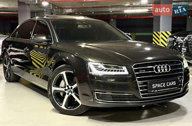 Audi A8  2017