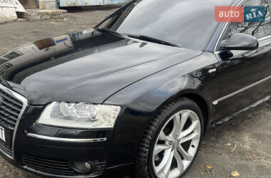 Audi A8  2006