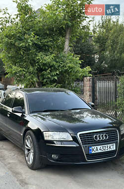 Audi A8  2003