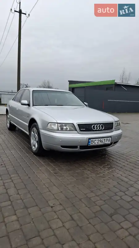 Audi A8