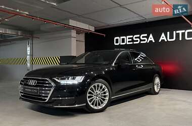 Audi A8  2021