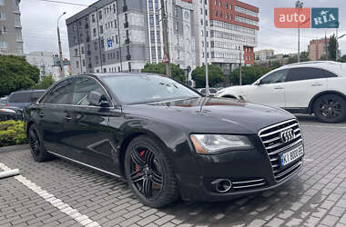 Audi A8  2011