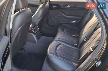 Седан Audi A8 2017 в Мукачево
