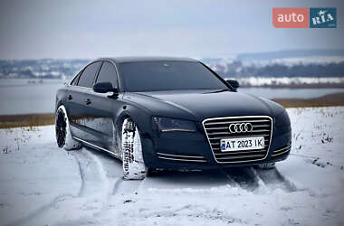 Audi A8  2011