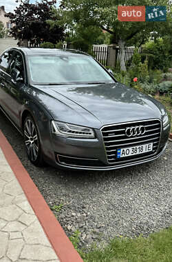 Audi A8  2014