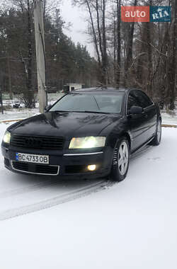Audi A8  2004
