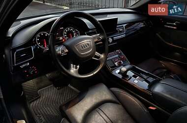 Audi A8  2013
