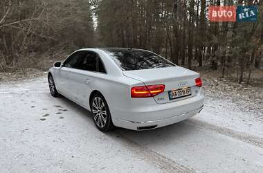 Audi A8  2013