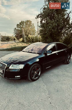 Audi A8  2008