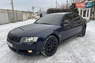 Audi A8  2004