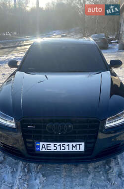 Audi A8  2013