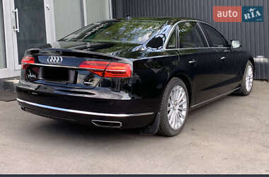 Audi A8  2015