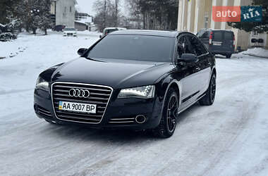 Audi A8  2011