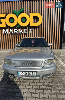 Audi A8  2001
