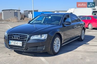 Audi A8  2011