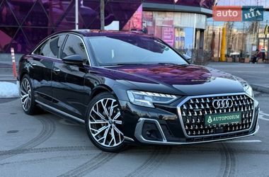 Audi A8  2022
