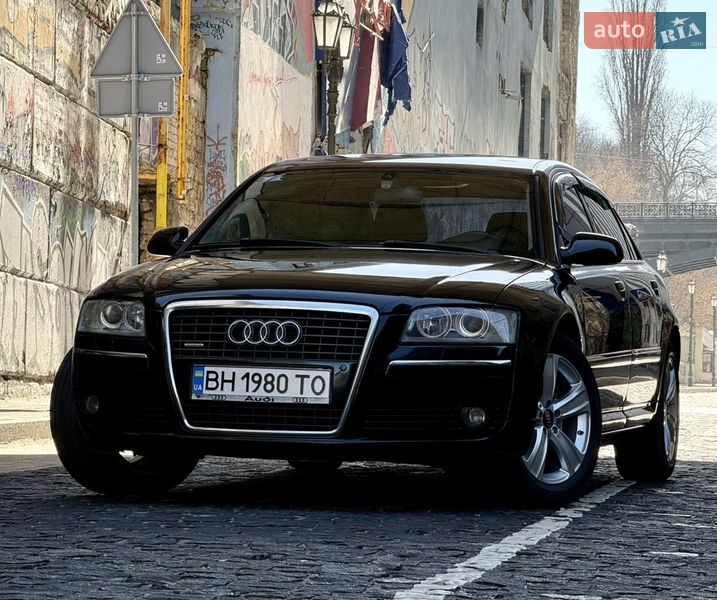 Седан Audi A8 2006 в Одессе