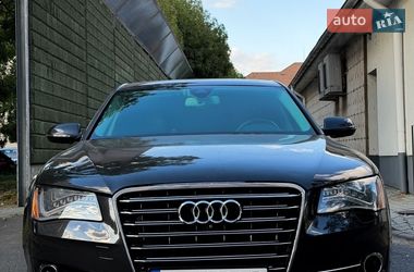 Audi A8  2014