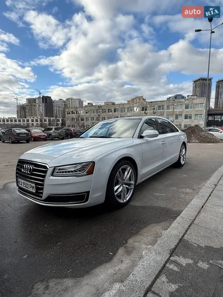 Audi A8