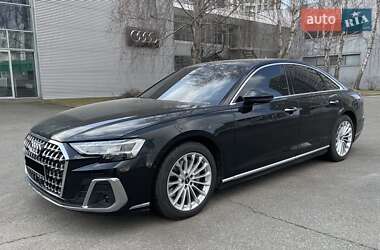Audi A8  2025