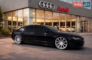 Audi A8  2012