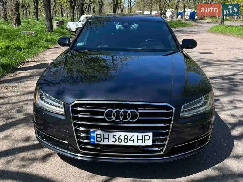 Audi A8